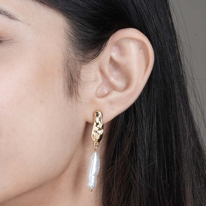 Organic Pearl Earrings