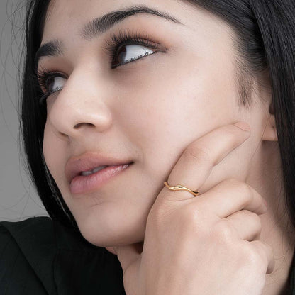 Wavy Band Ring