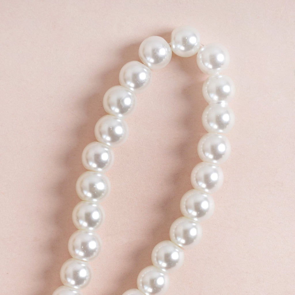 Charming Red Bow Keychain With Pearls