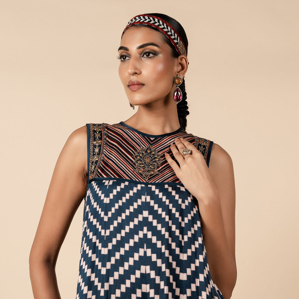 Chevron Embroidered Hairband