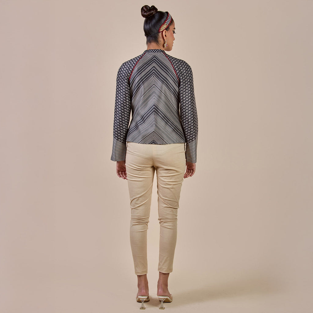 Chevron Reversible IKA Jacket | PANJ