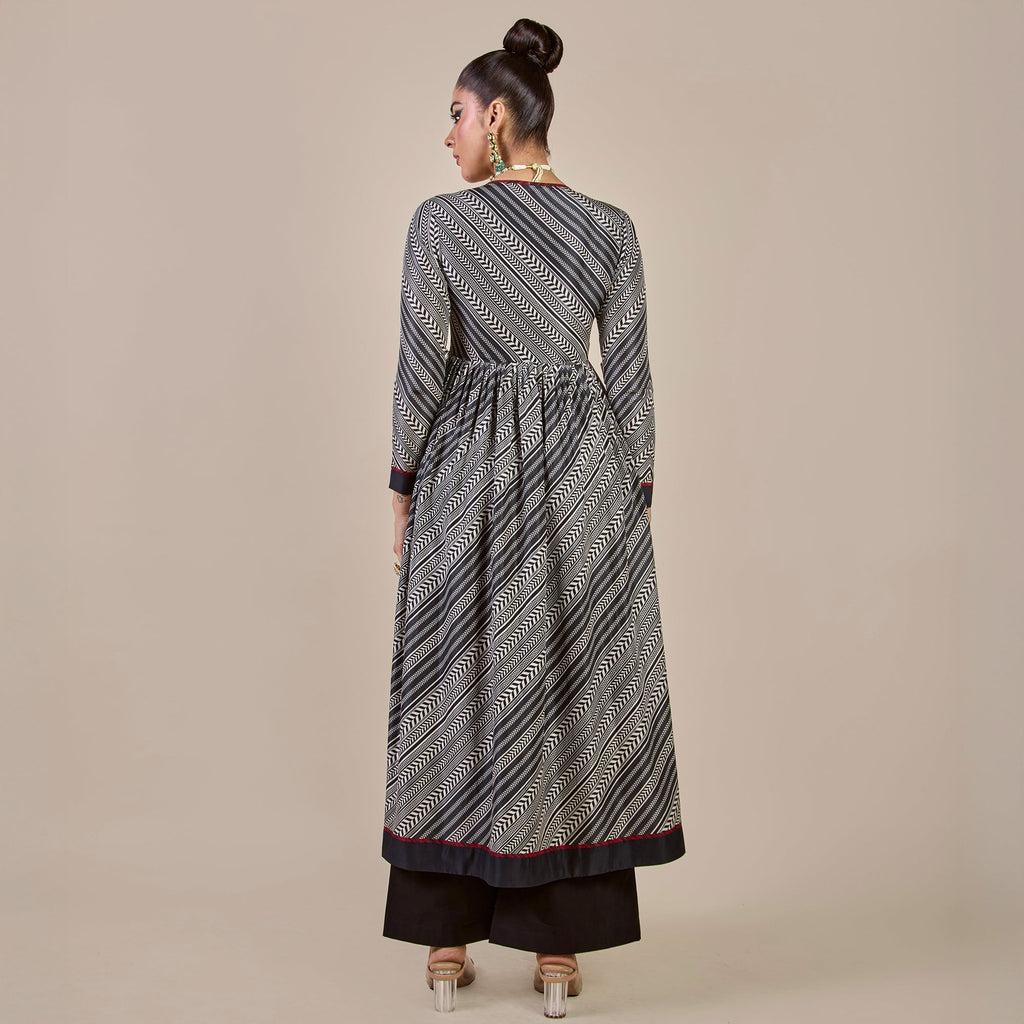 Chevron Striped Tunic | CHHĒ