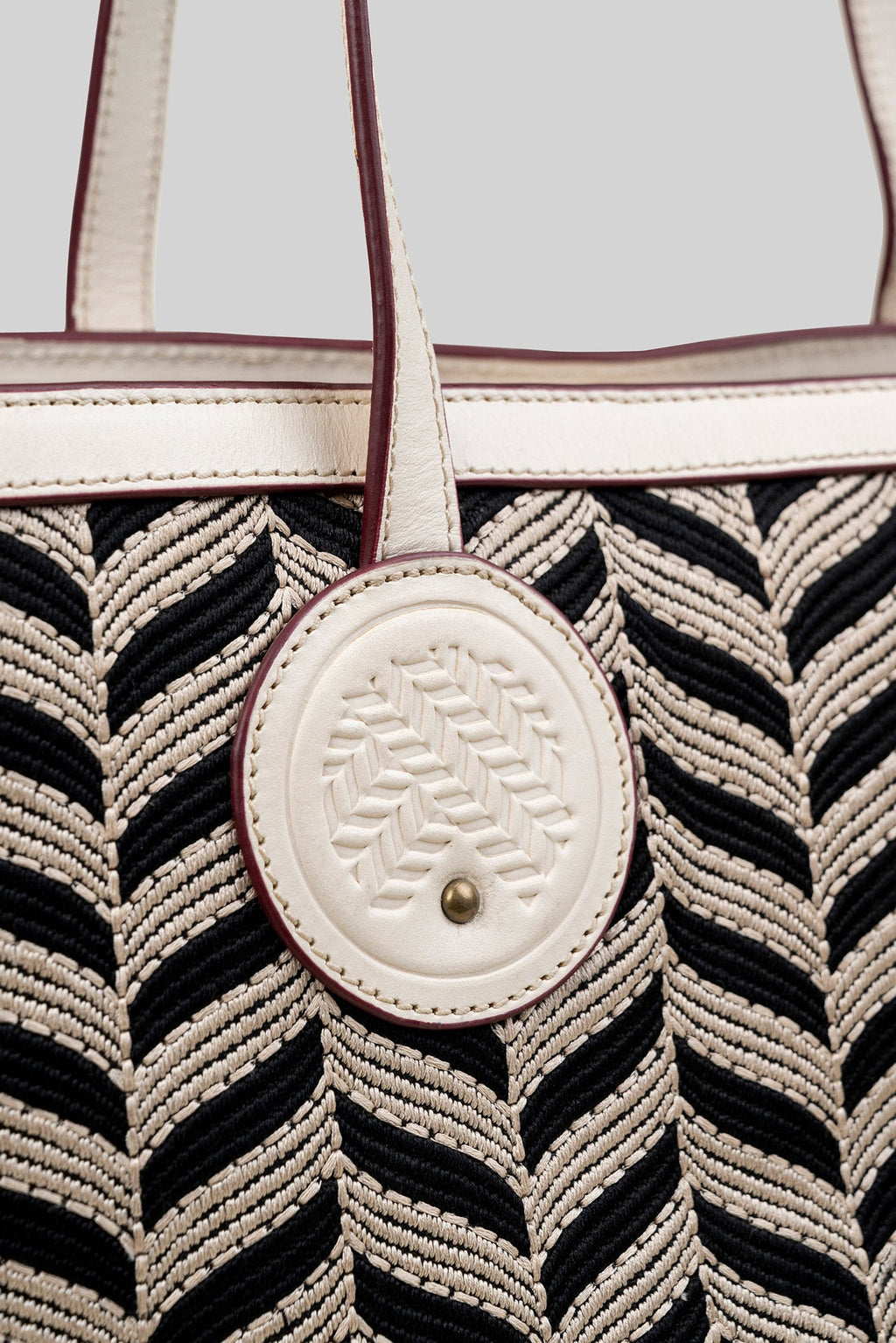 Cord Appliqué Che Tote Bag | Ivory