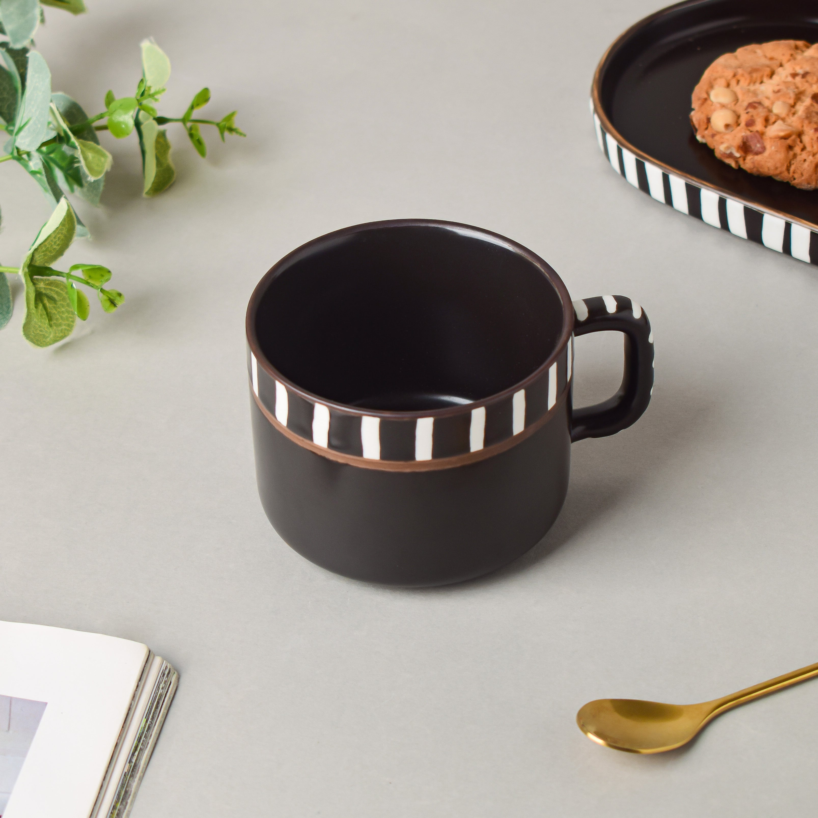 Monochrome Black And White Cup 200 ml