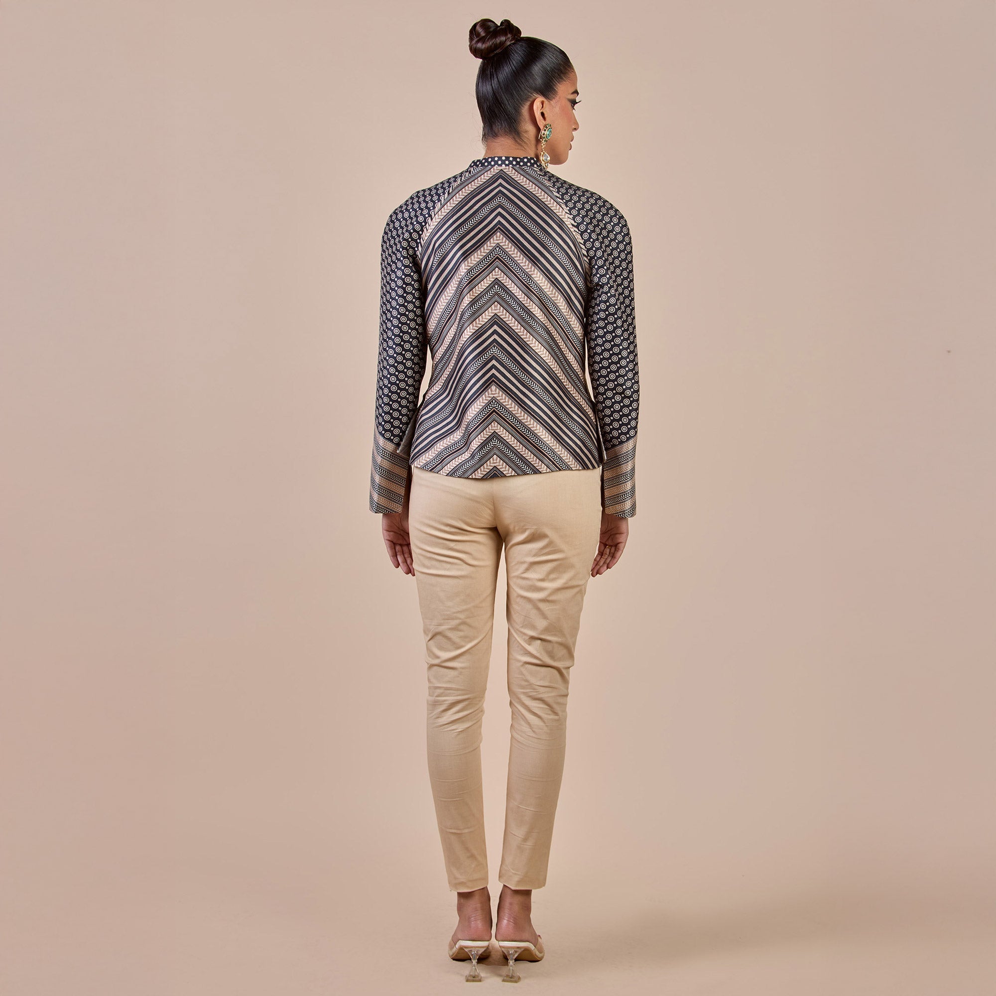 Crème Ivory Chevron Reversible IKA Jacket | PANJ