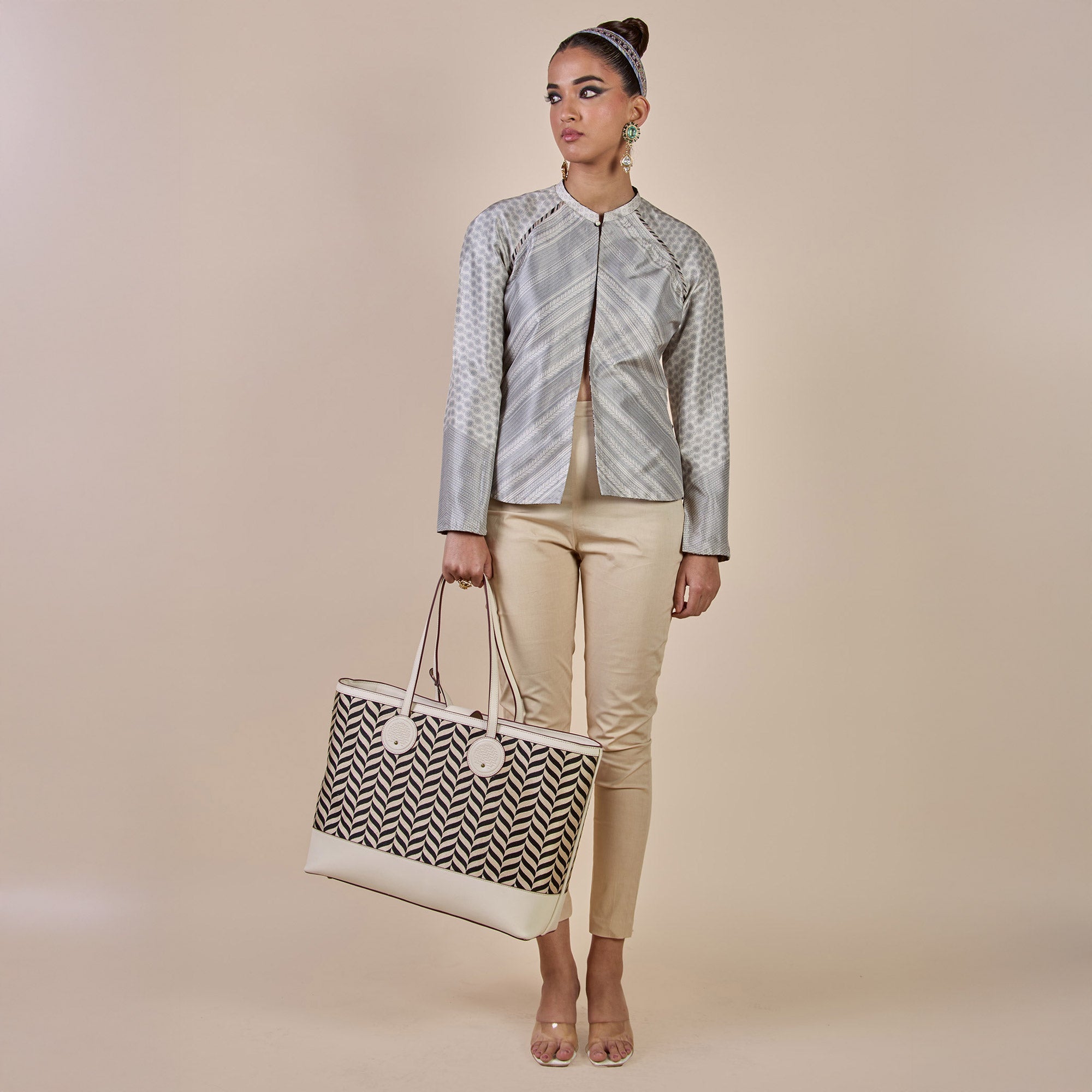 Crème Ivory Chevron Reversible IKA Jacket | PANJ