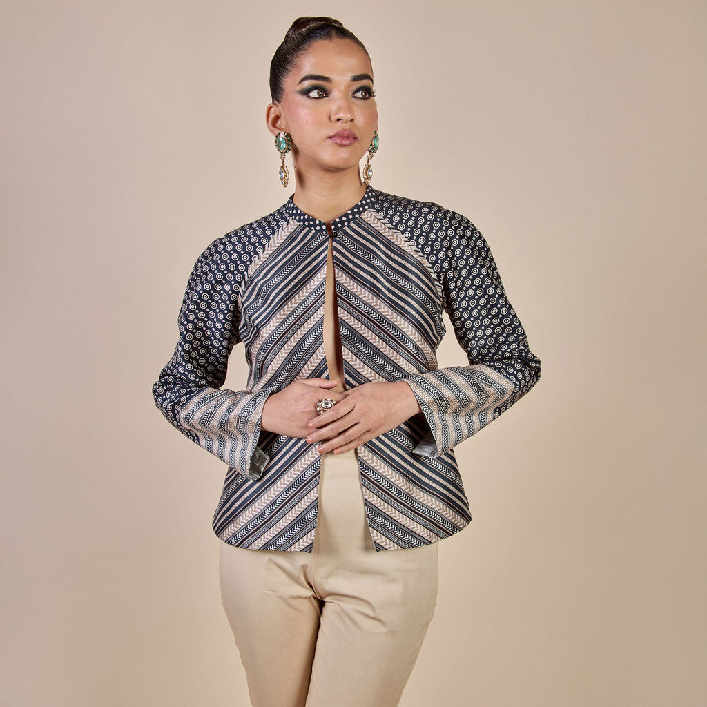 Crème Ivory Chevron Reversible IKA Jacket | PANJ