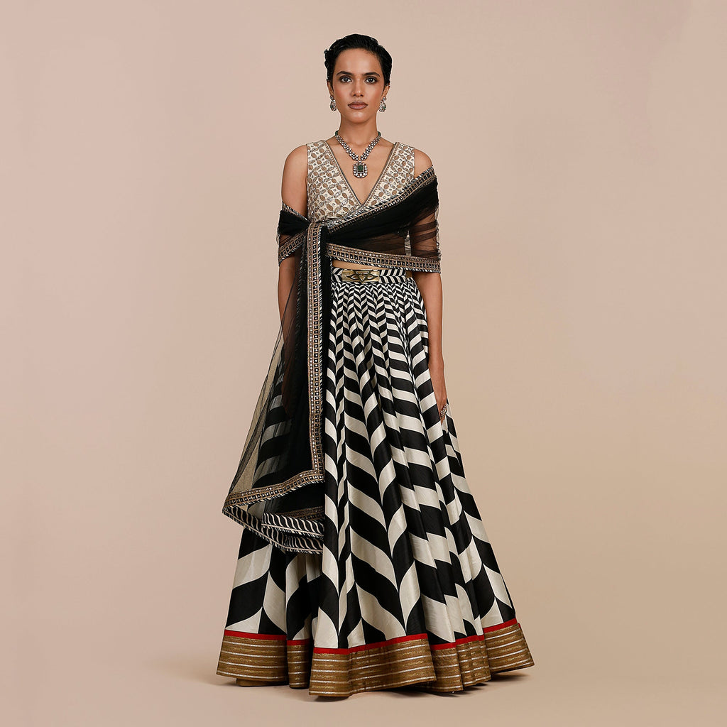 Crème Ivory Chevron Skirt Set | SATT