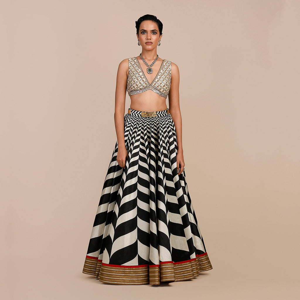 Crème Ivory Chevron Skirt Set | SATT