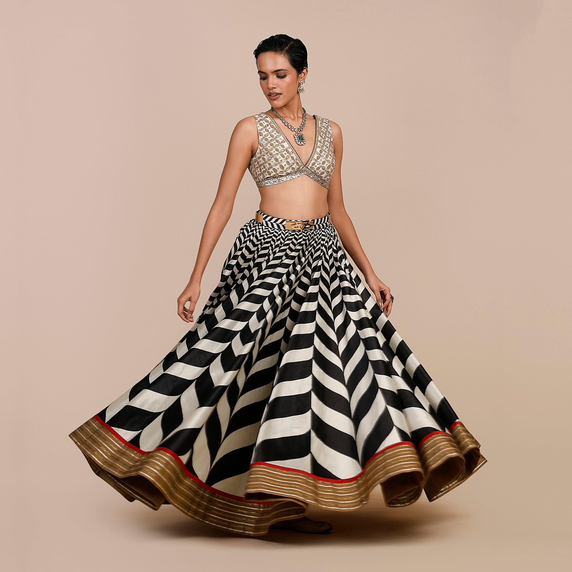 Crème Ivory Chevron Skirt Set | SATT