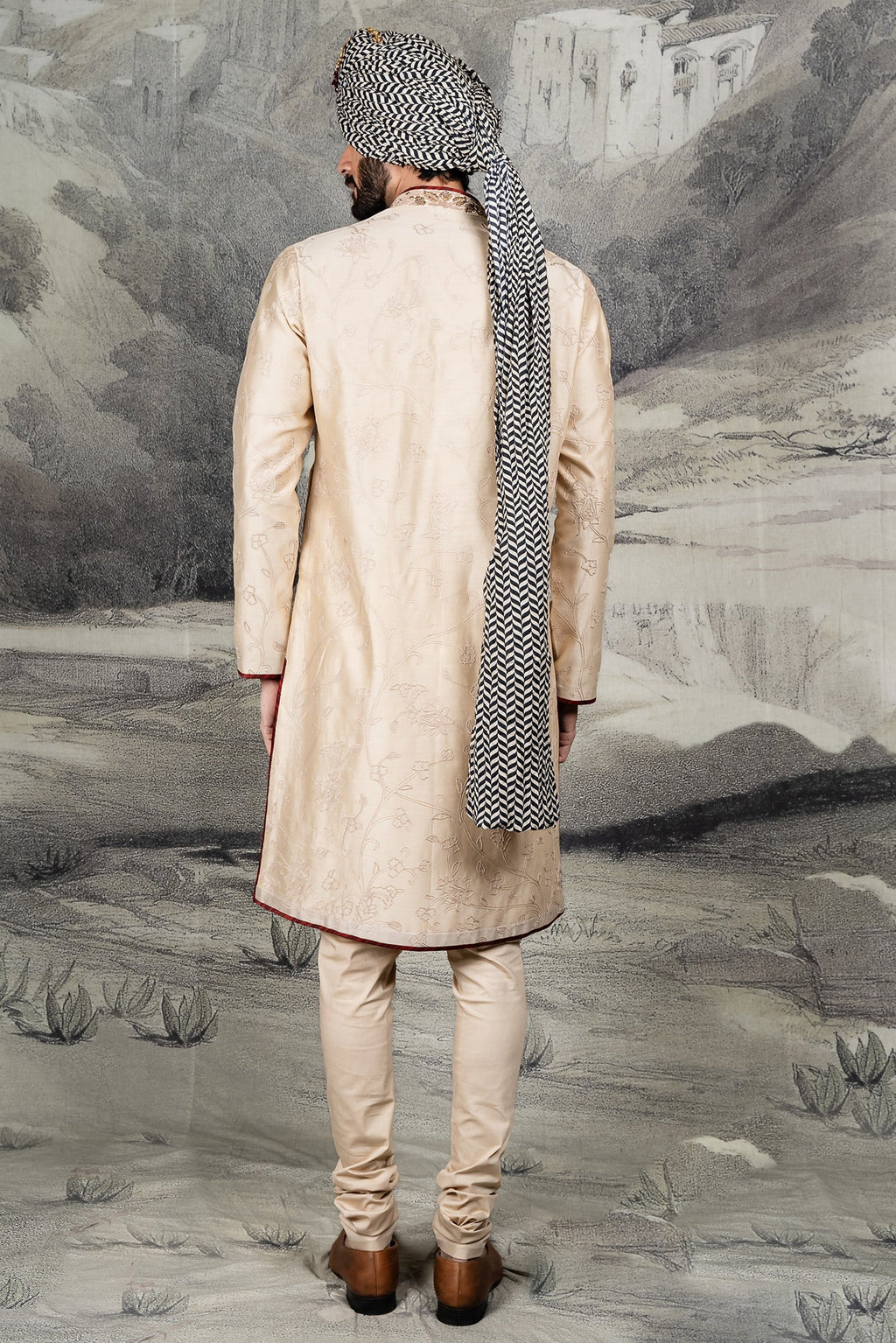 Crème Ivory Monochrome Kurta Set | BARODA