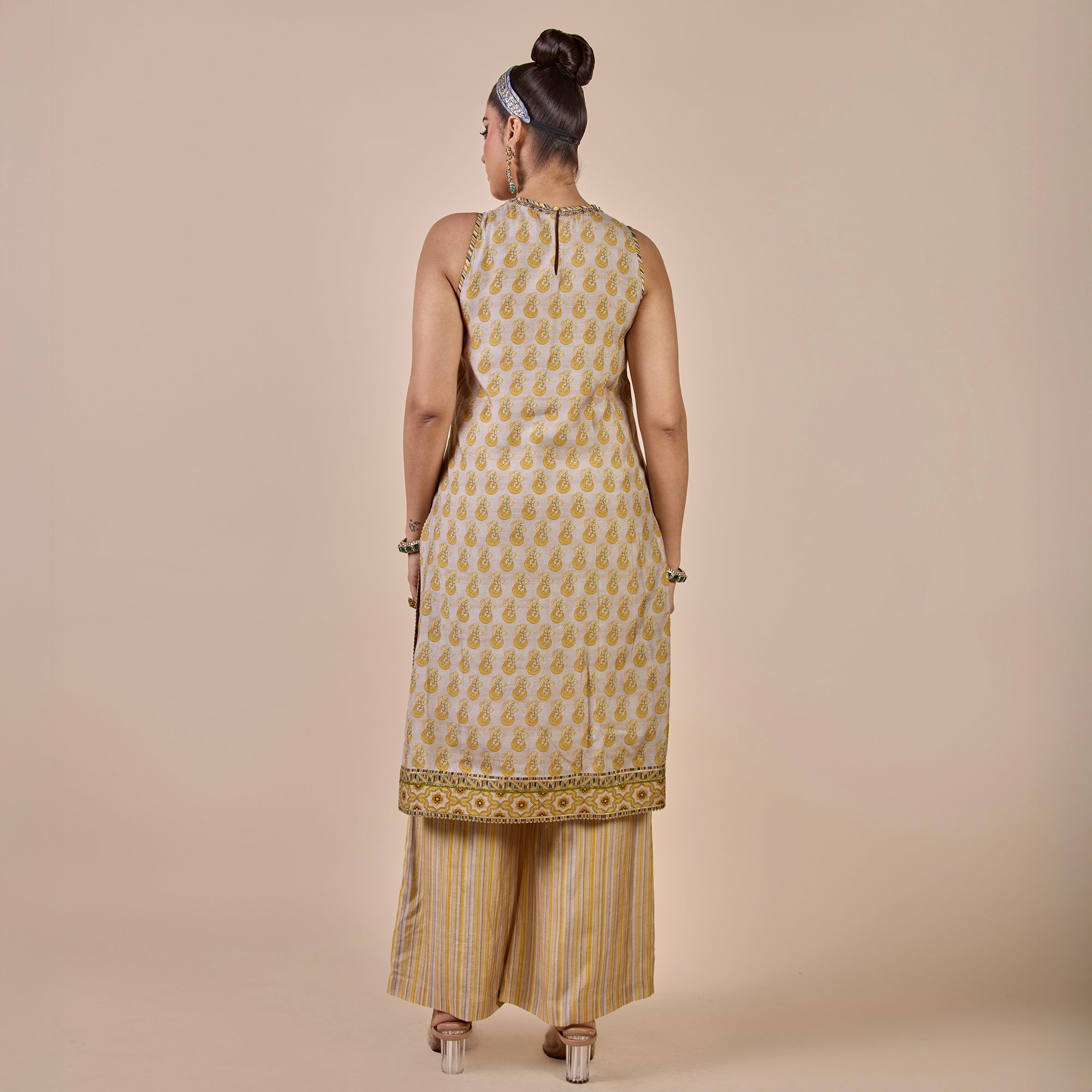 Crème Ivory - Olive Yellow Tunic Set | CHHĒ