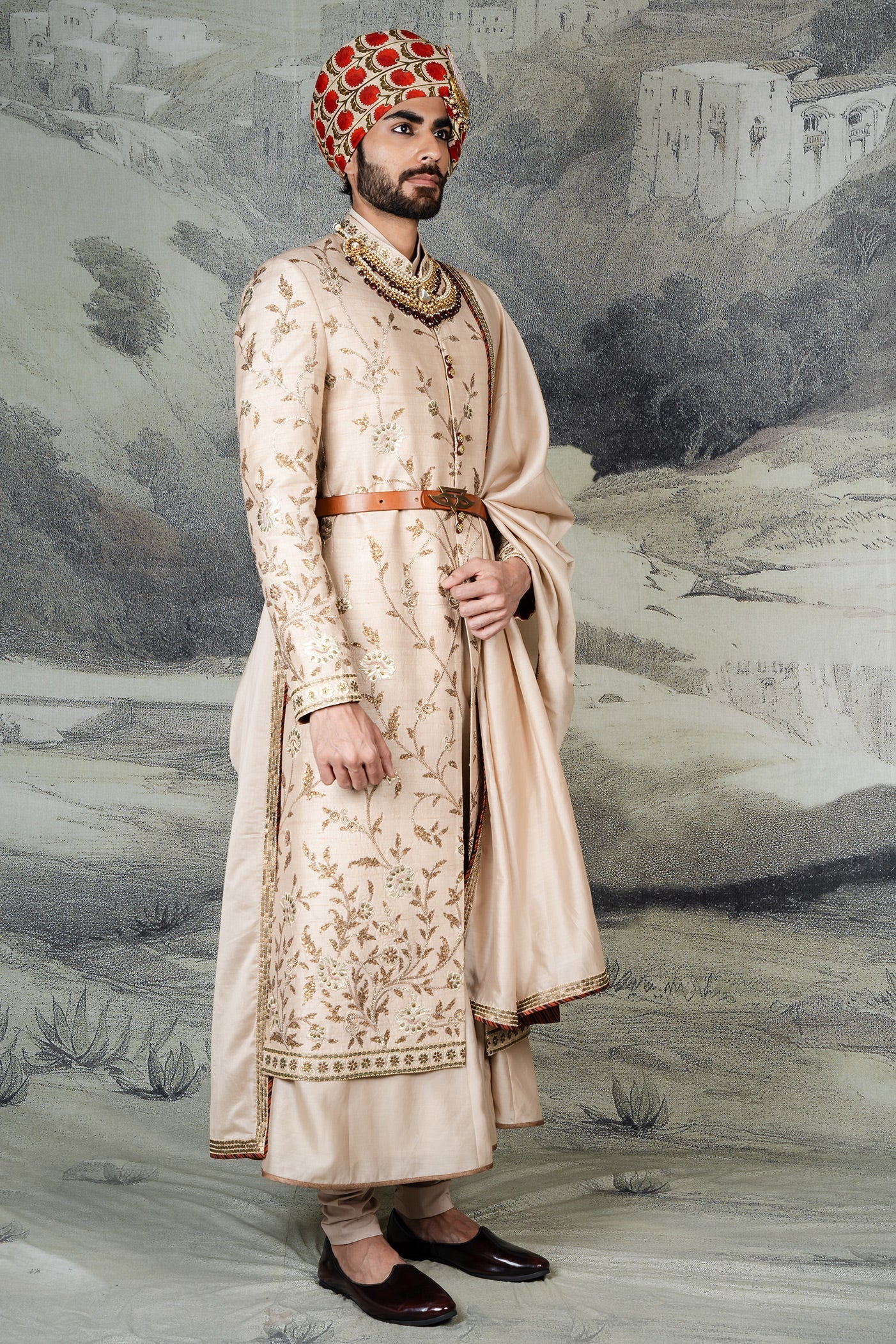 Crème Ivory Sherwani Set | BARODA