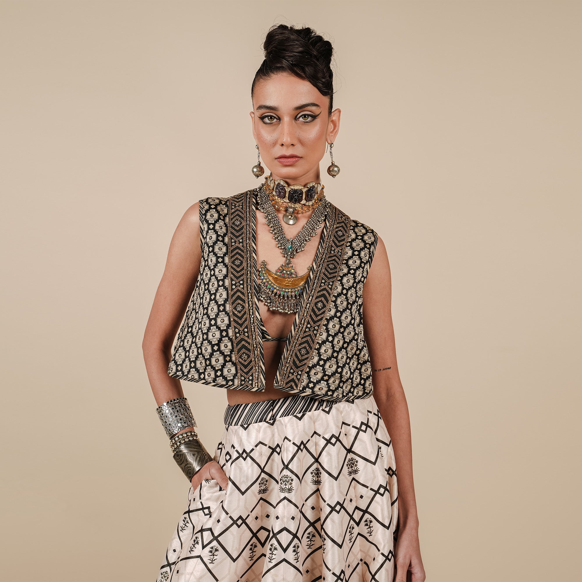 Crème Ivory Skirt Set | CHAR