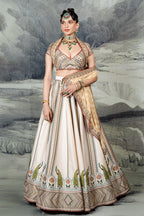 Crème Ivory Skirt Set | BARODA