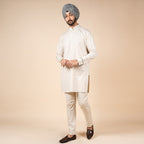 Crème Ivory Solid Kurta | PANJ