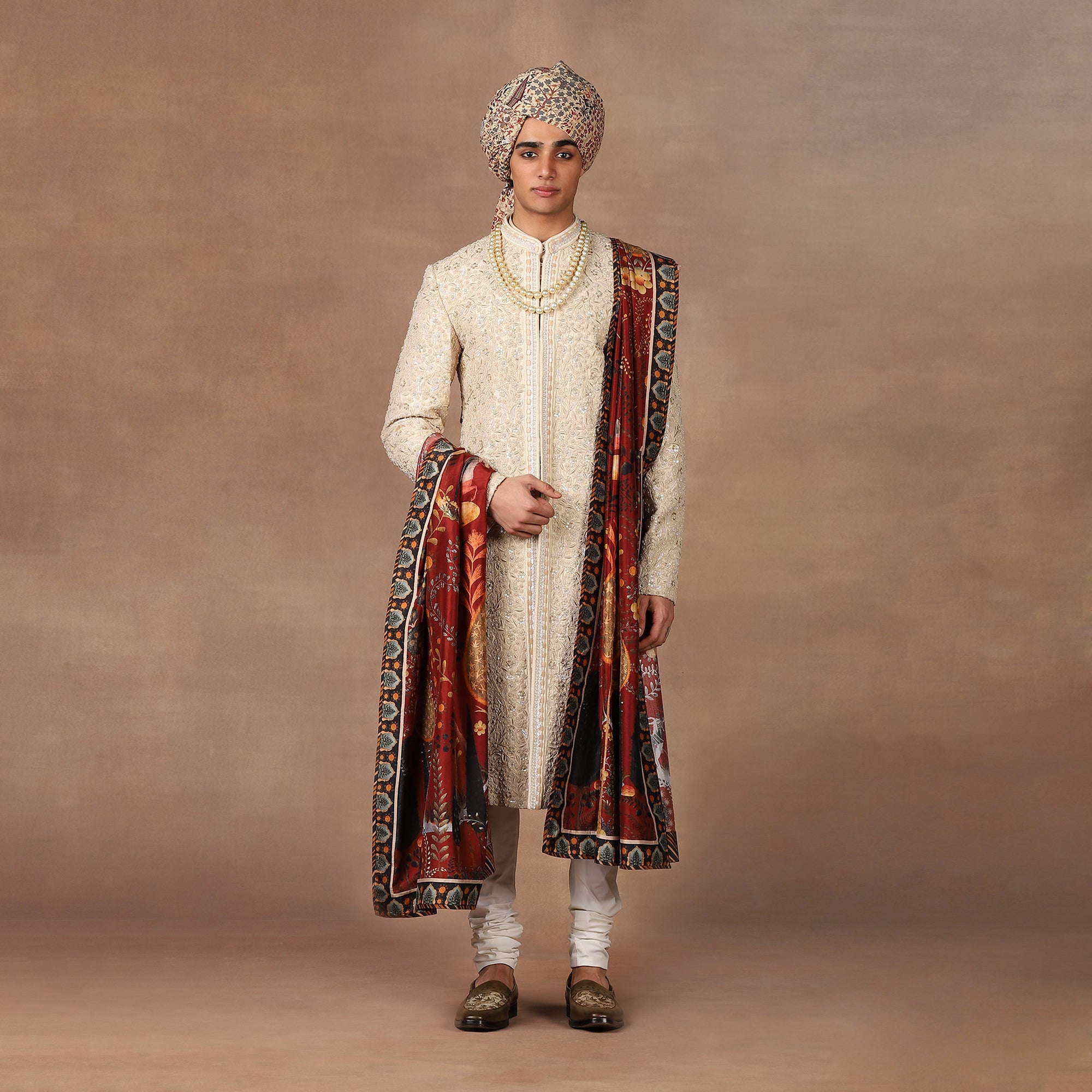 Crimson Red Stole | MURAQQA