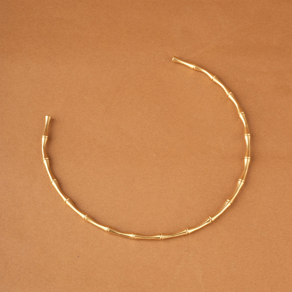 Delicate Gold Twist Choker