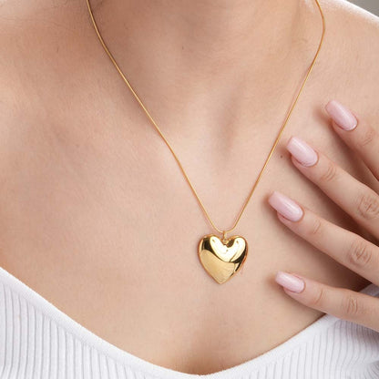 Golden Heart Charm Chain Necklace