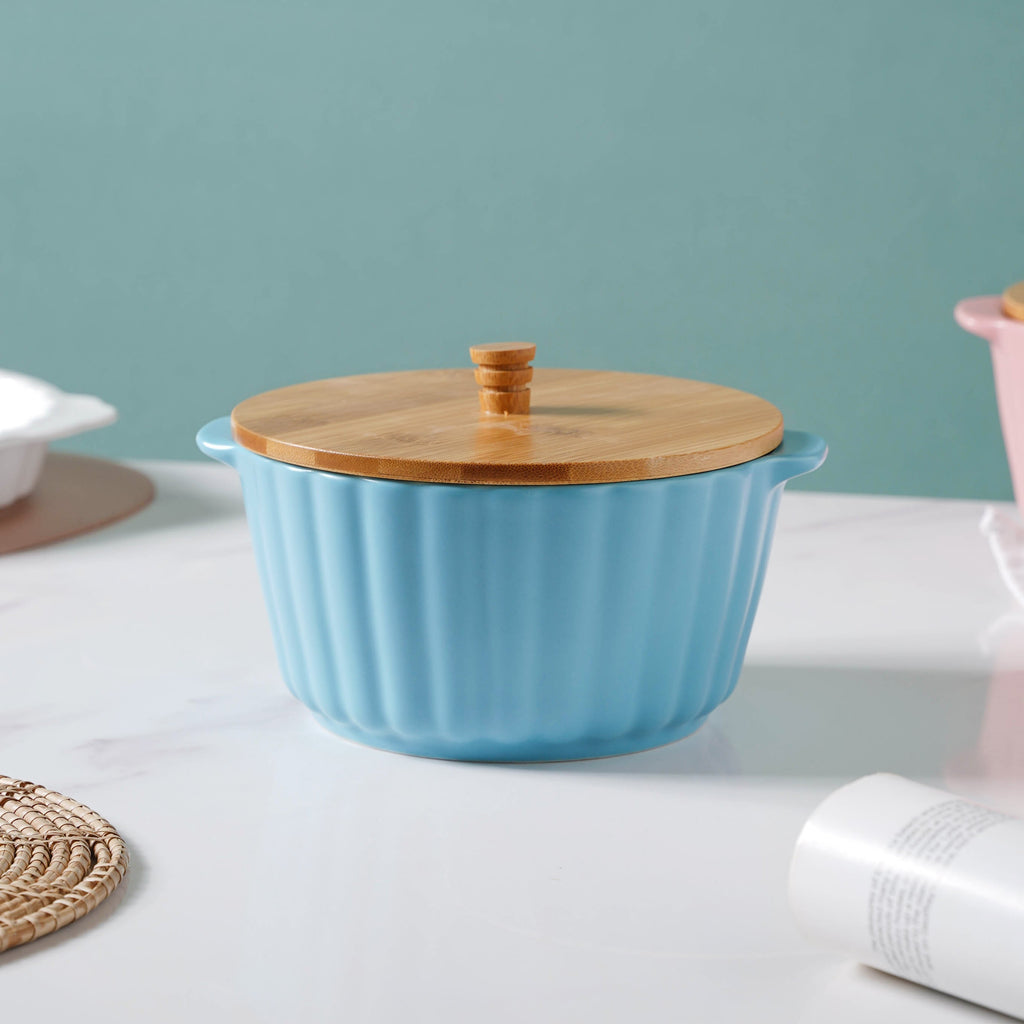 Bliss Blue Scalloped Pot With Lid 8 Inch