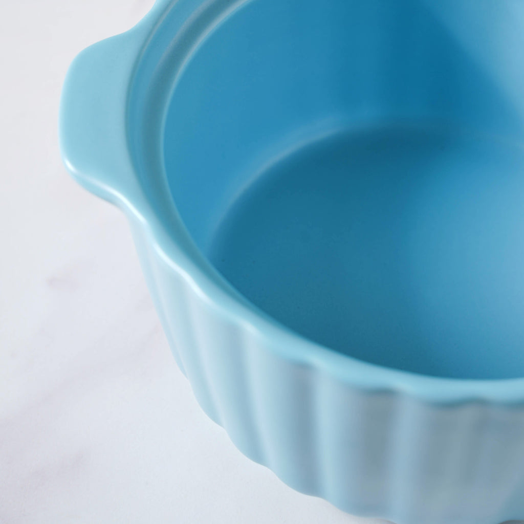 Bliss Blue Scalloped Pot With Lid 8 Inch