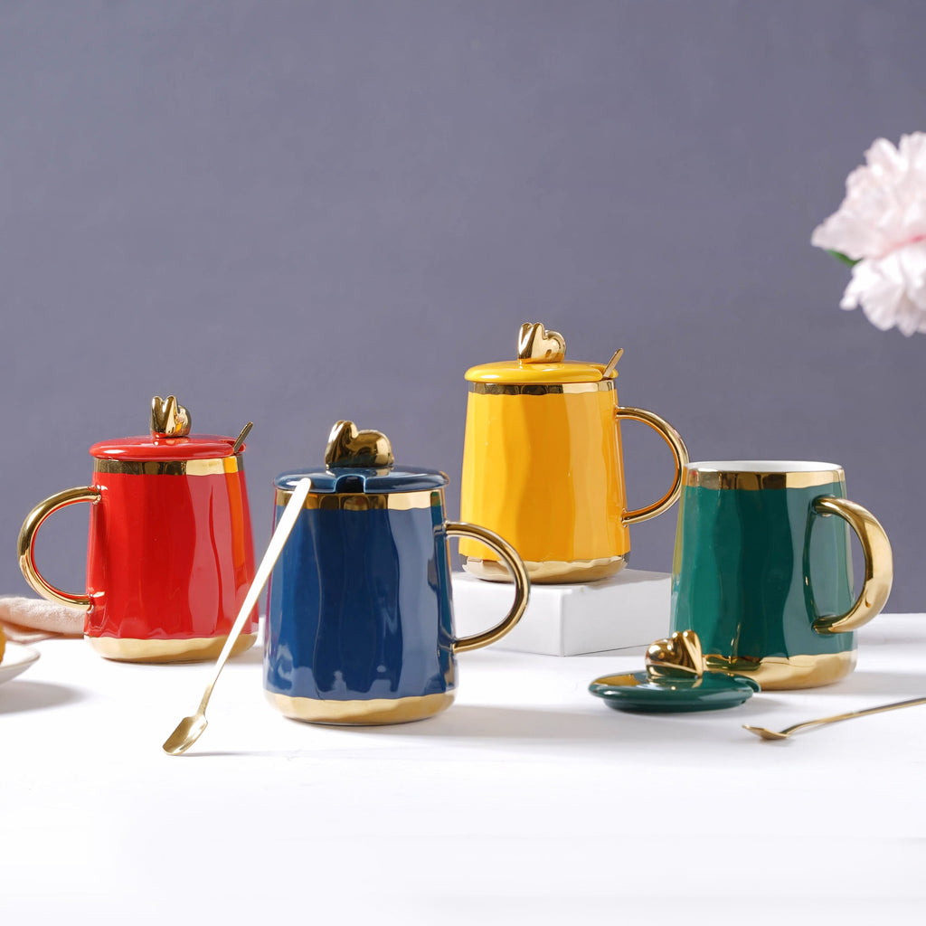 Mug With Gold Detail