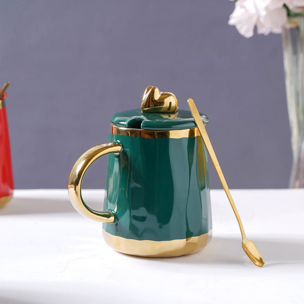 Mug With Gold Detail