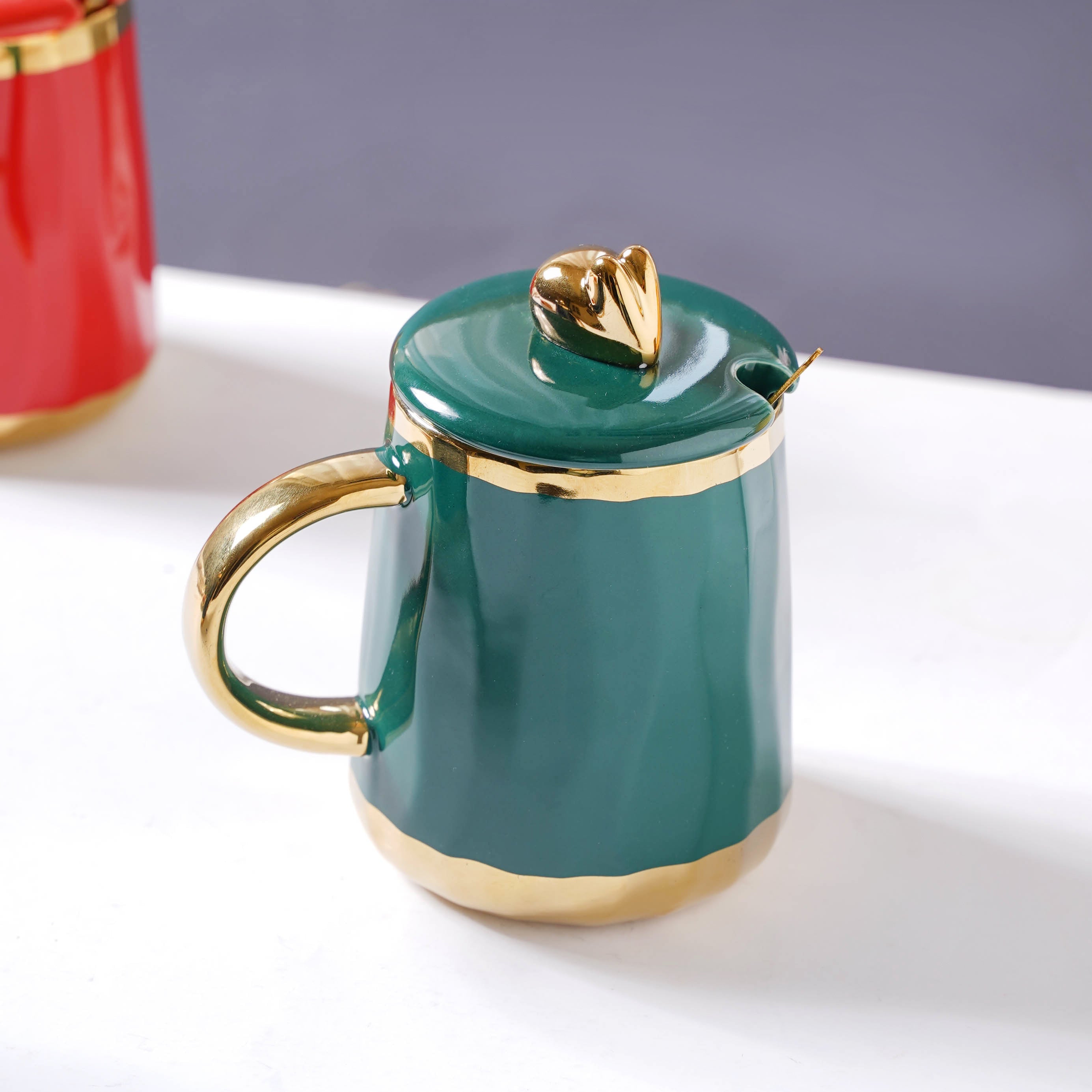 Mug With Gold Detail