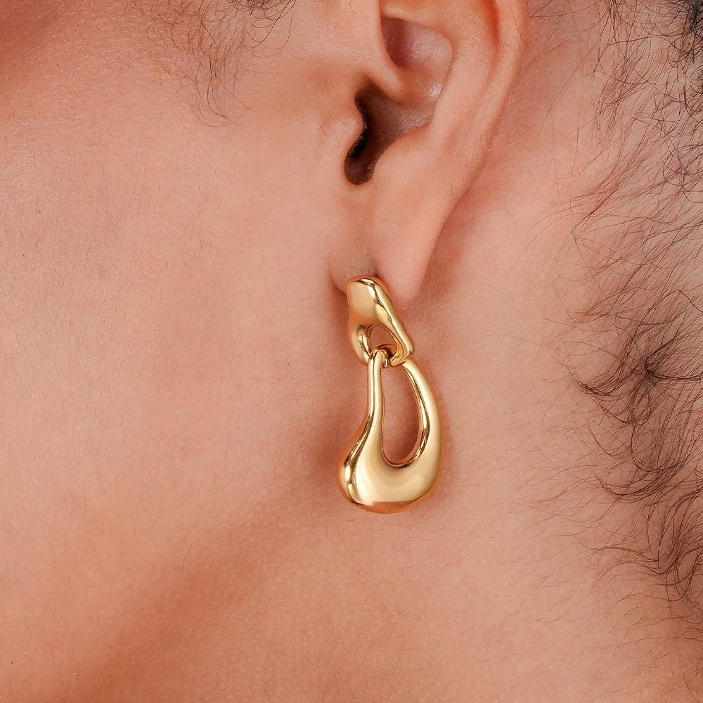 Avon XO Dangle Earrings