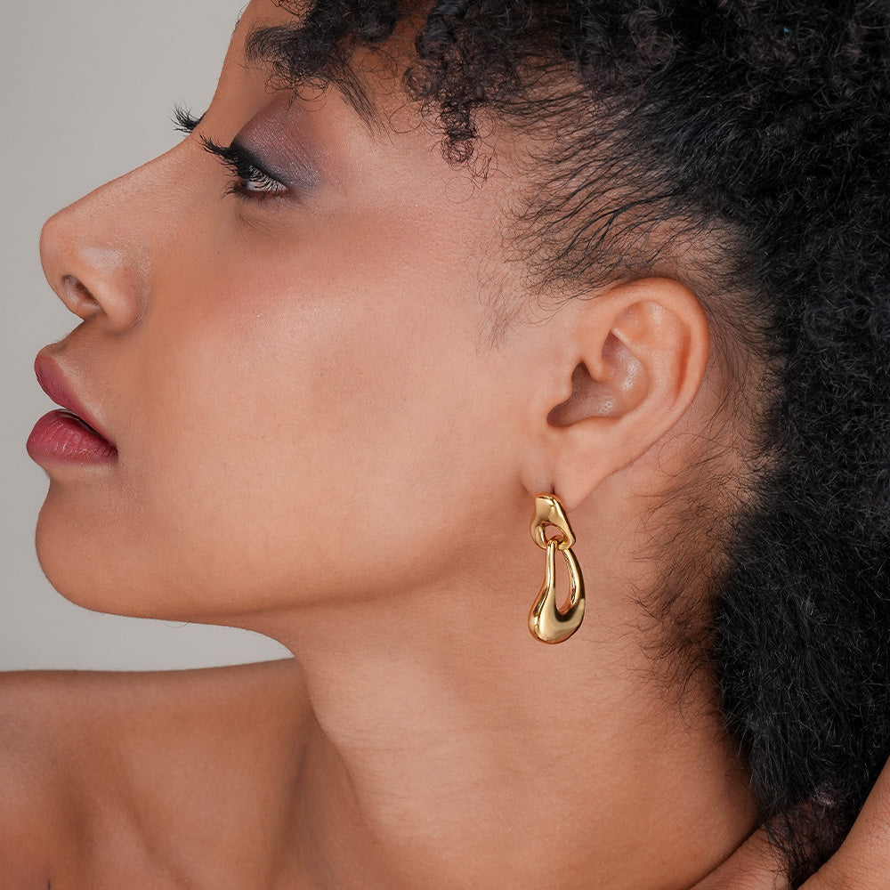 Avon XO Dangle Earrings