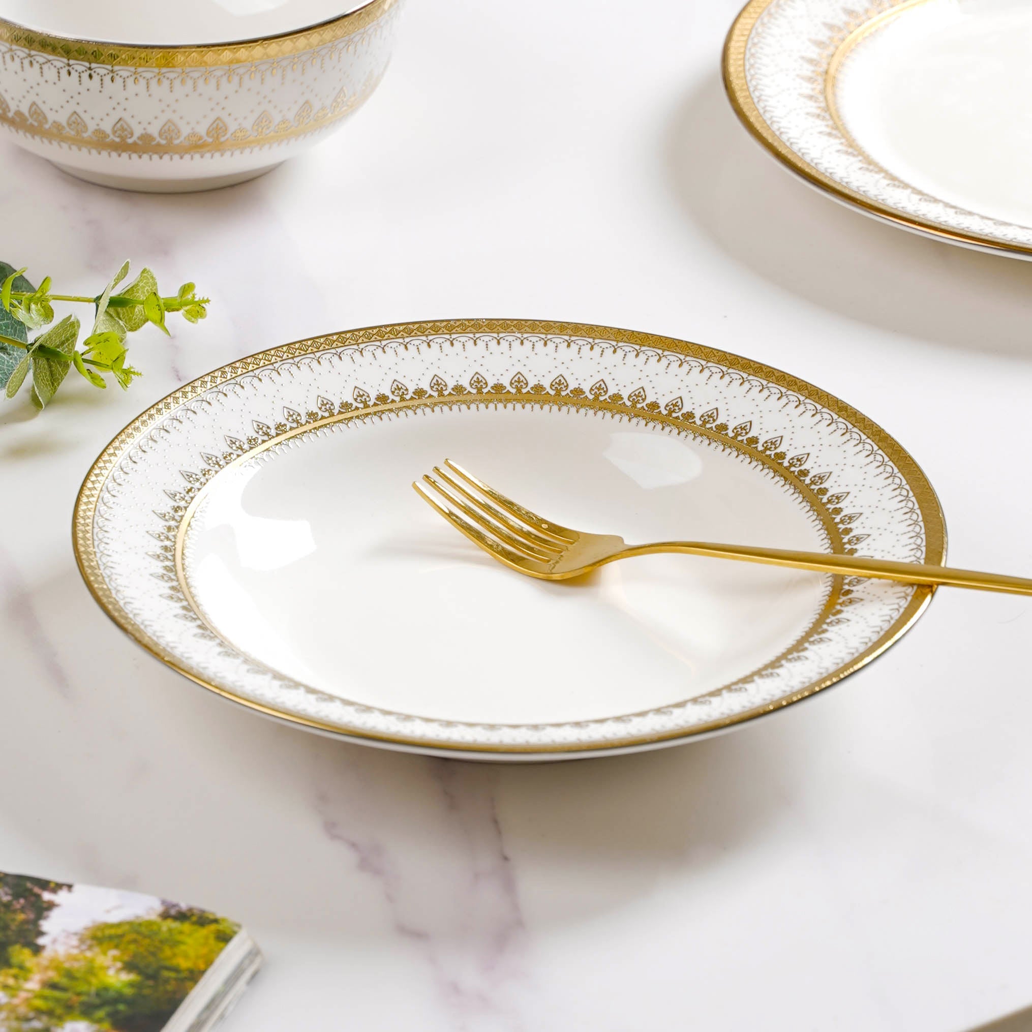 Aurelea Festive Pasta Plate