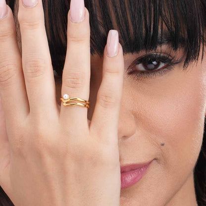 Wavy Pearl Gold Ring