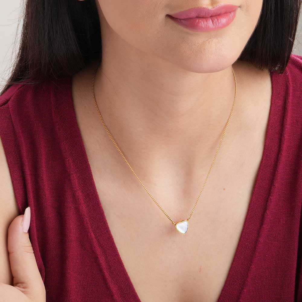 Milky Heart Necklace