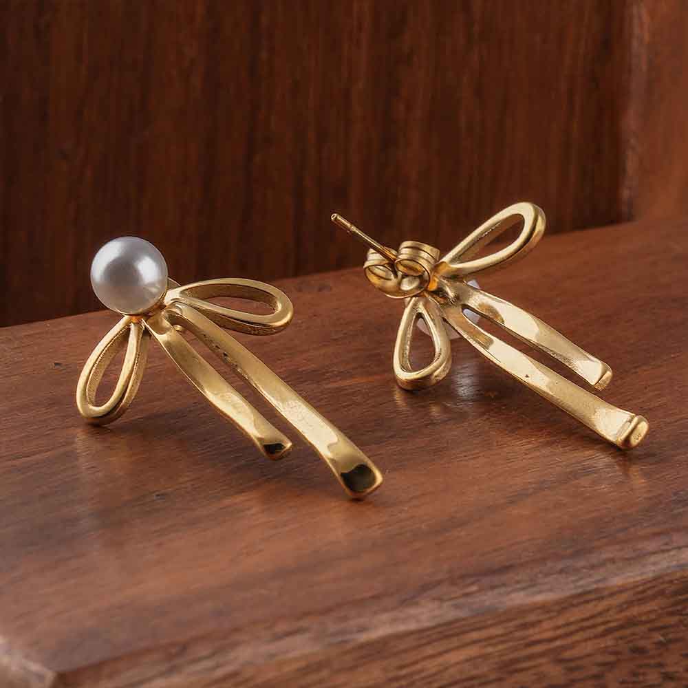 Pearl Ribbon Earrings