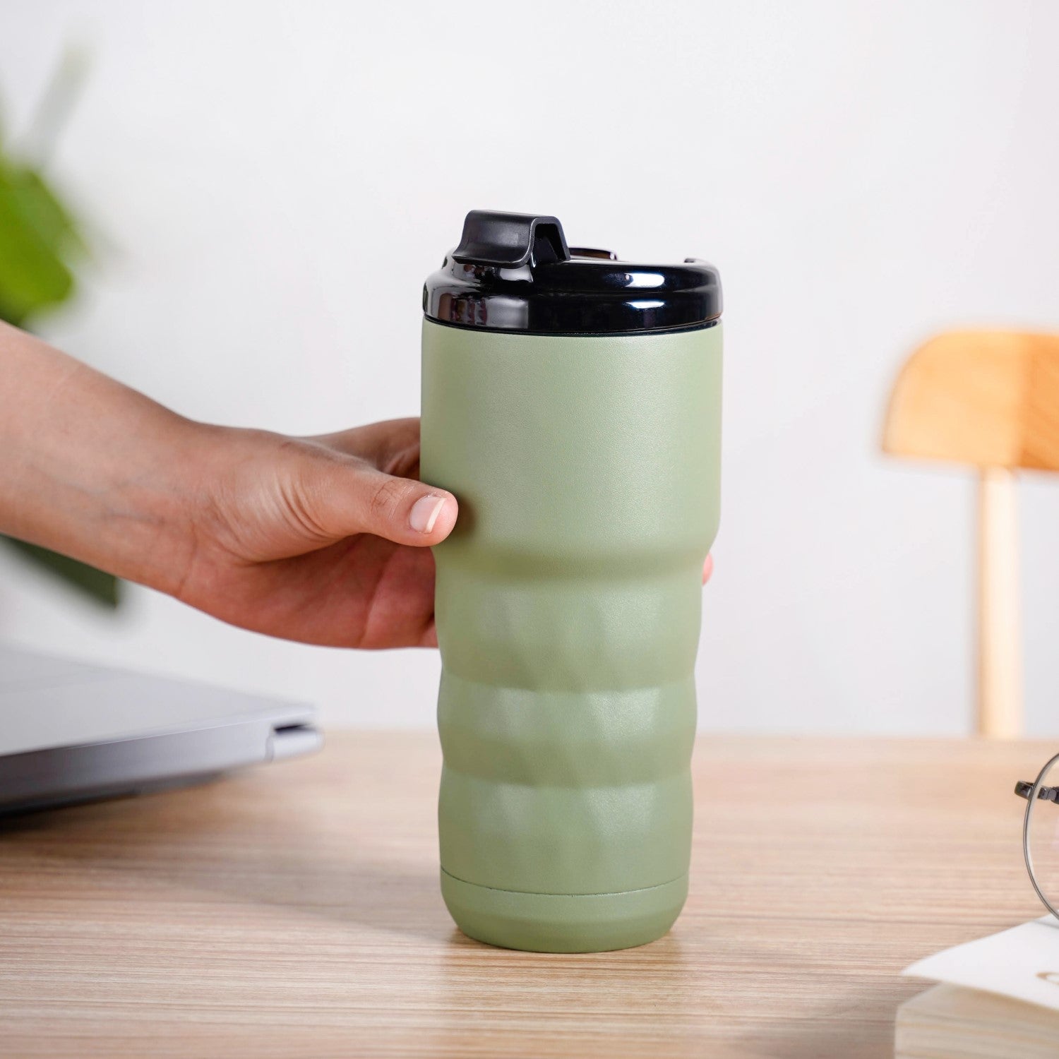 Brewster Grande Vacuum Copper Insulated Travel Flask Seaweed Green 590ml