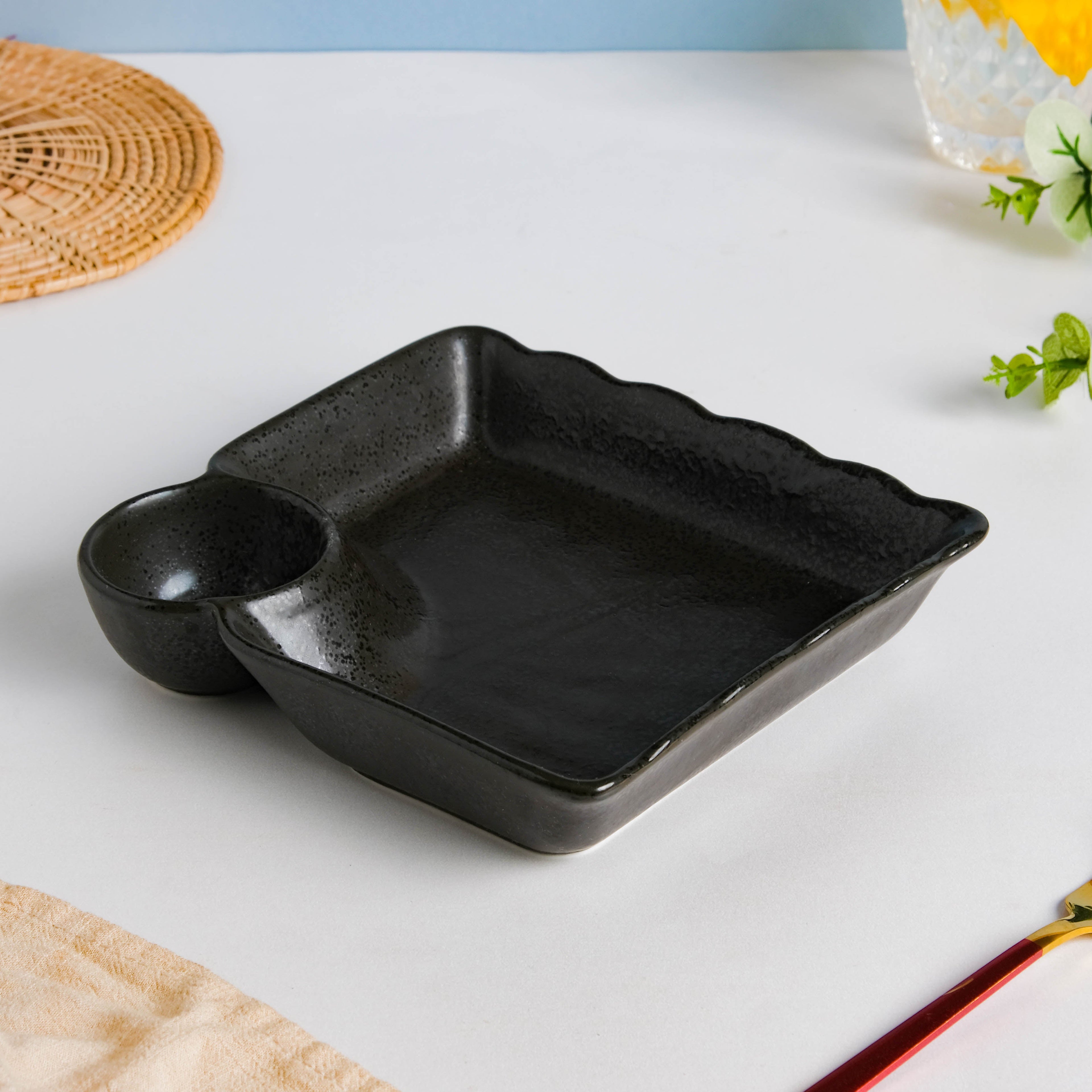 Ebony Black Chip and Dip Plate
