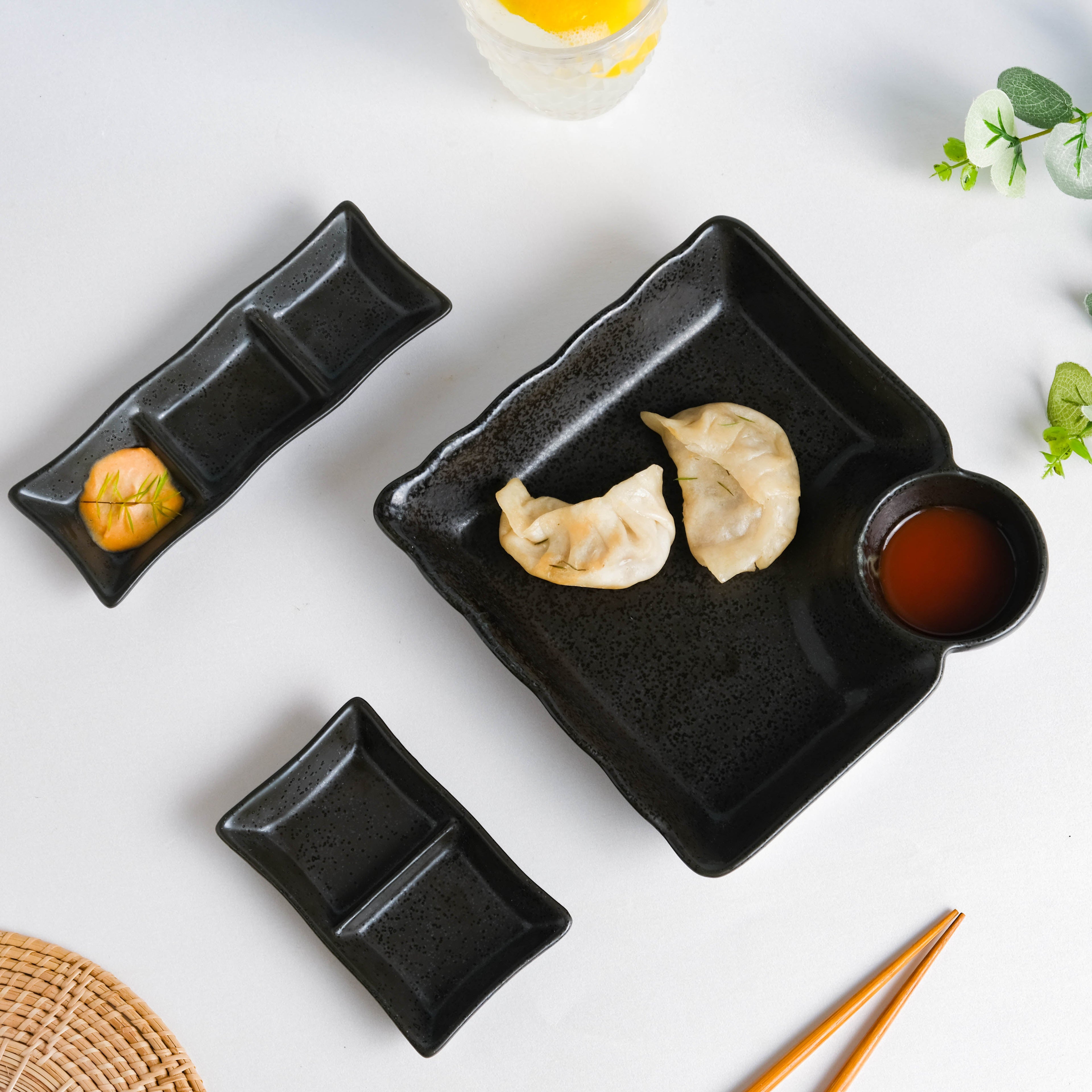 Ebony Black Chip and Dip Plate