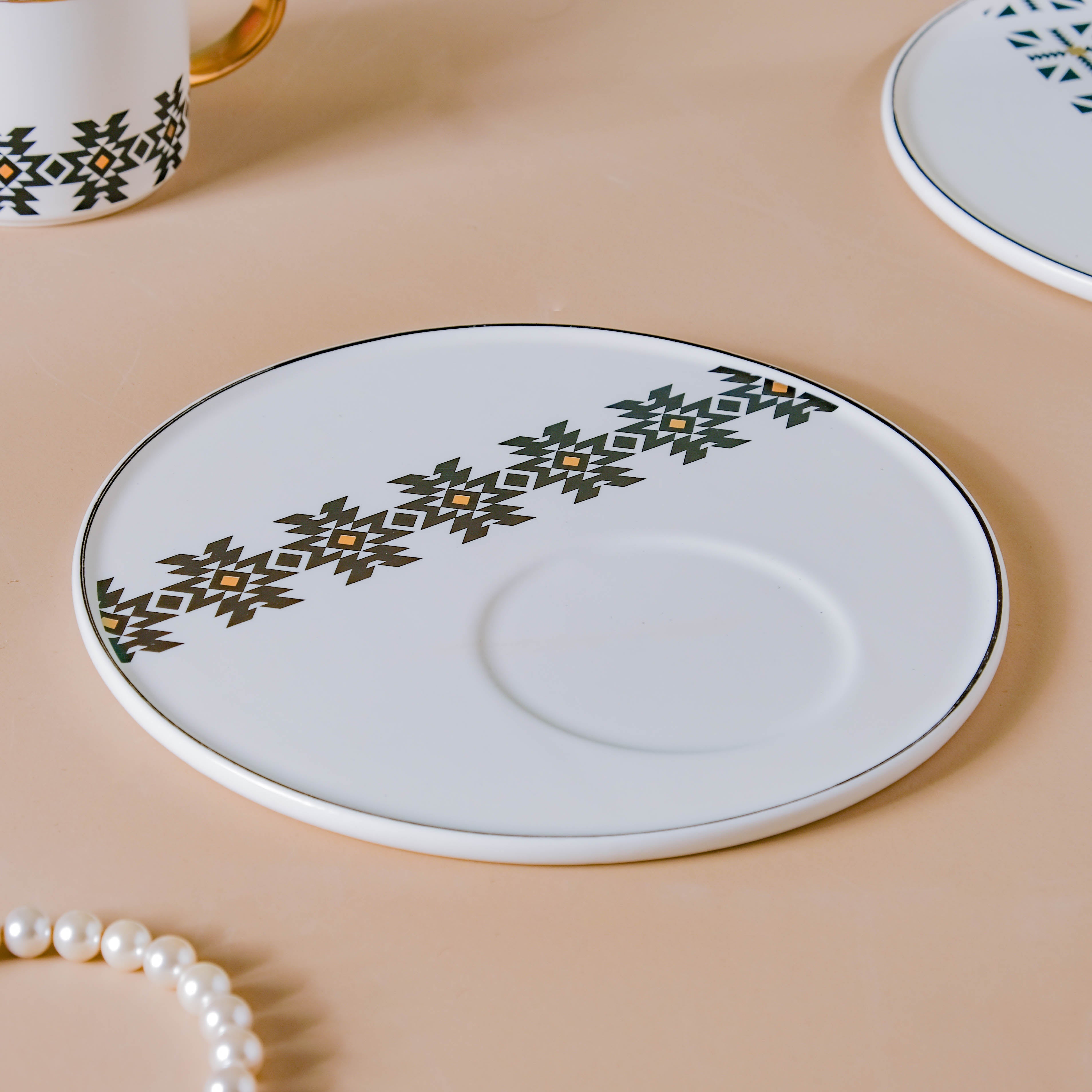Geometric Cup And Plate Set
