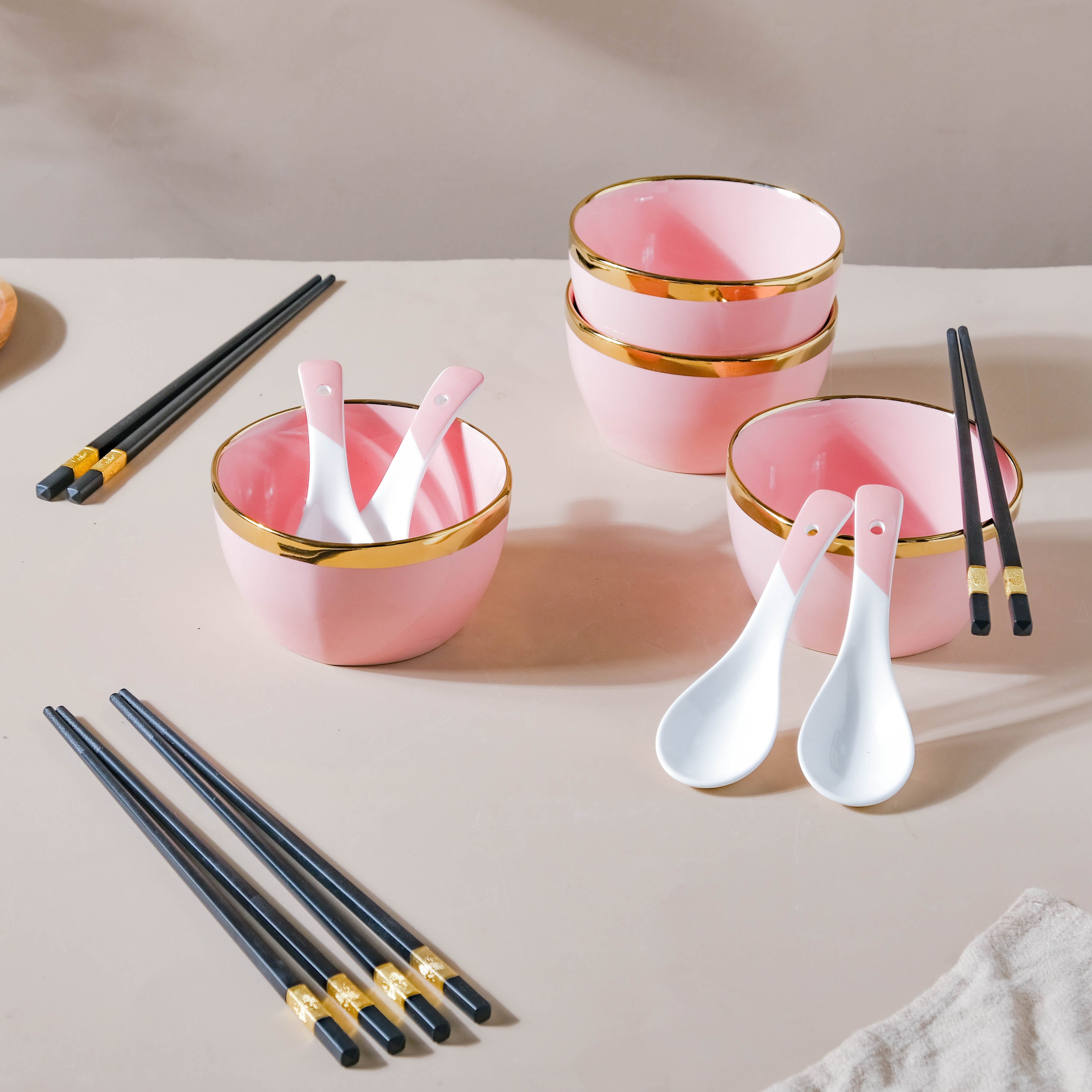 Petunia Pink Snack Bowl Set Of 4 With Chopsticks And Soup Spoons