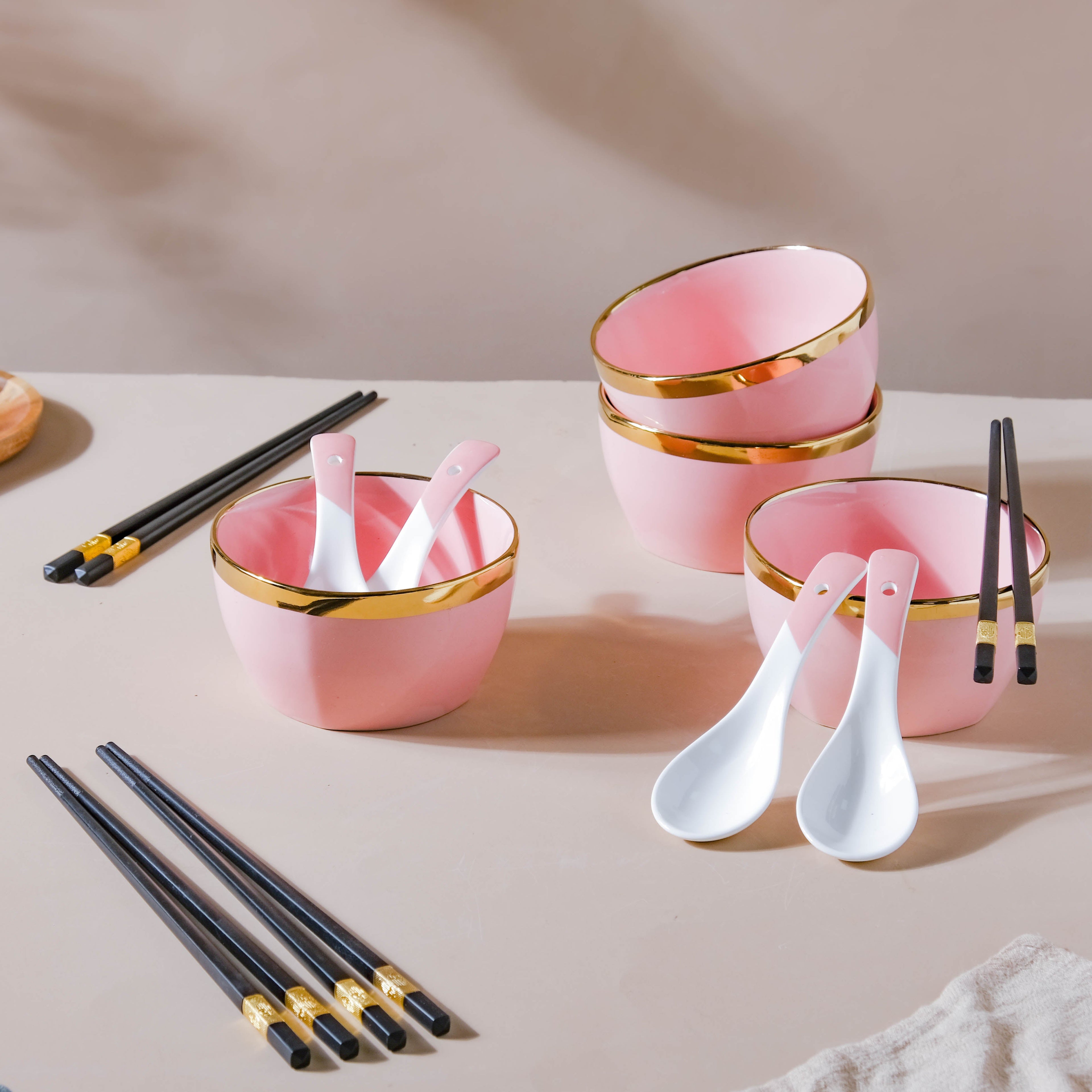 Petunia Pink Snack Bowl Set Of 4 With Chopsticks And Soup Spoons