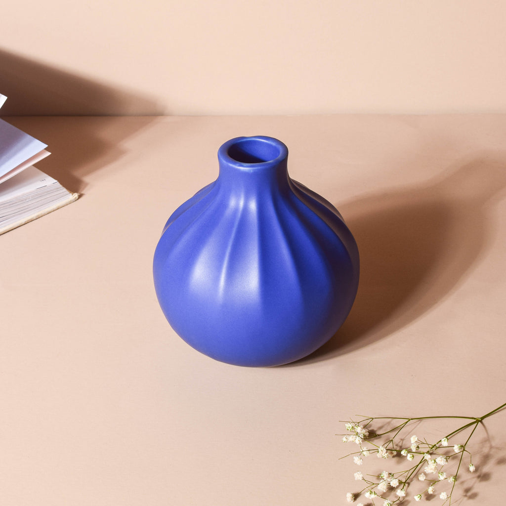 Ribbed Contemporary Vase