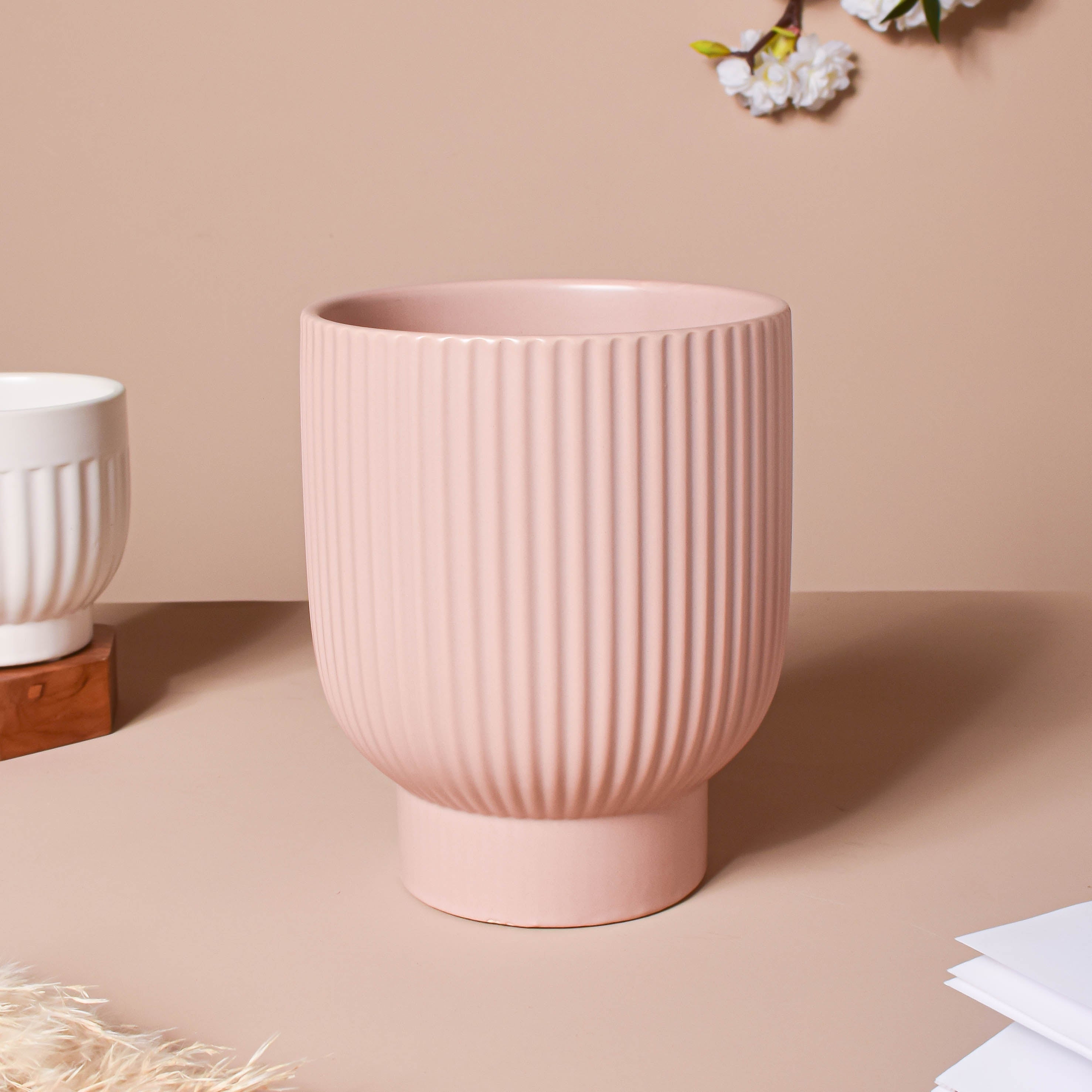 Dusky Pink Ribbed Vase