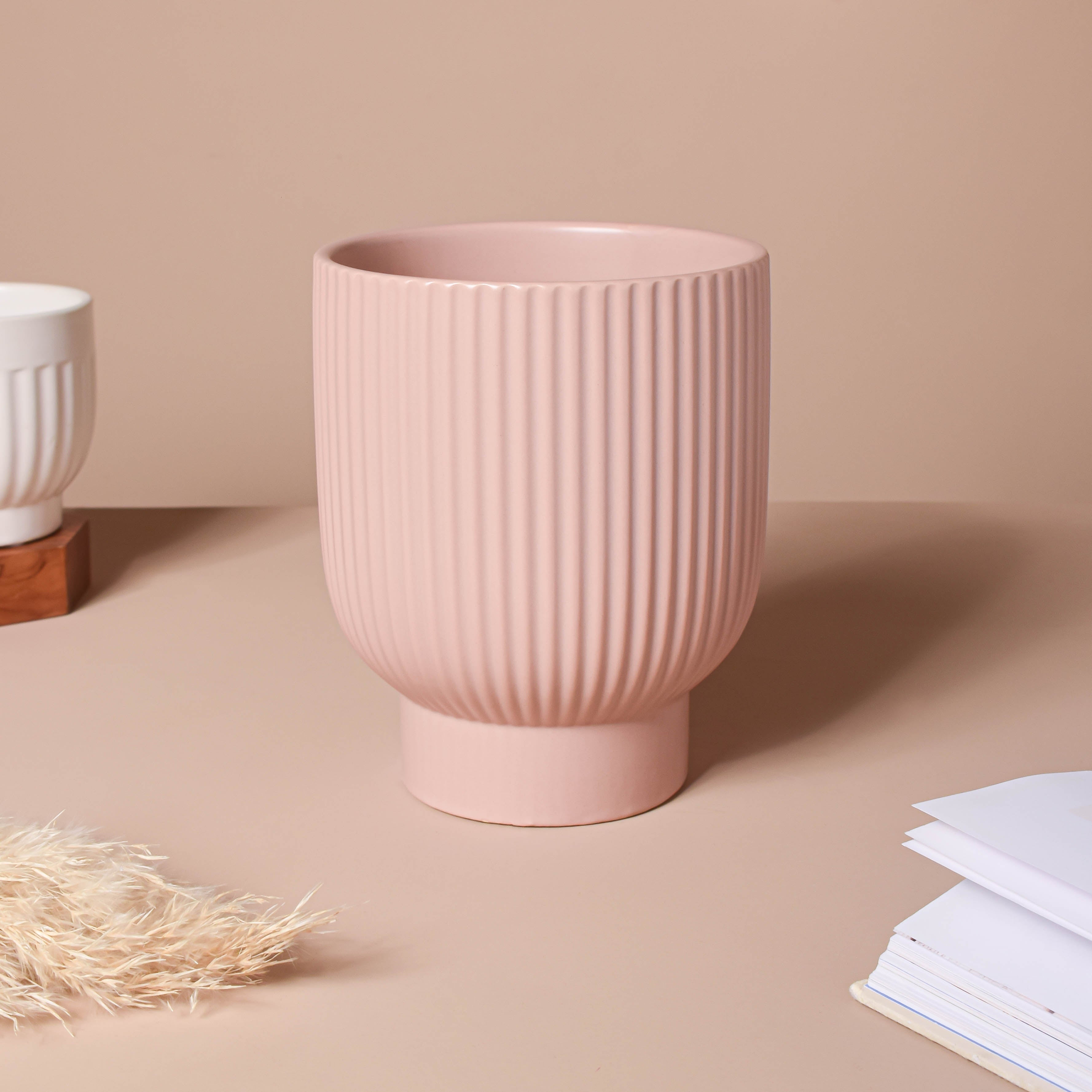 Dusky Pink Ribbed Vase