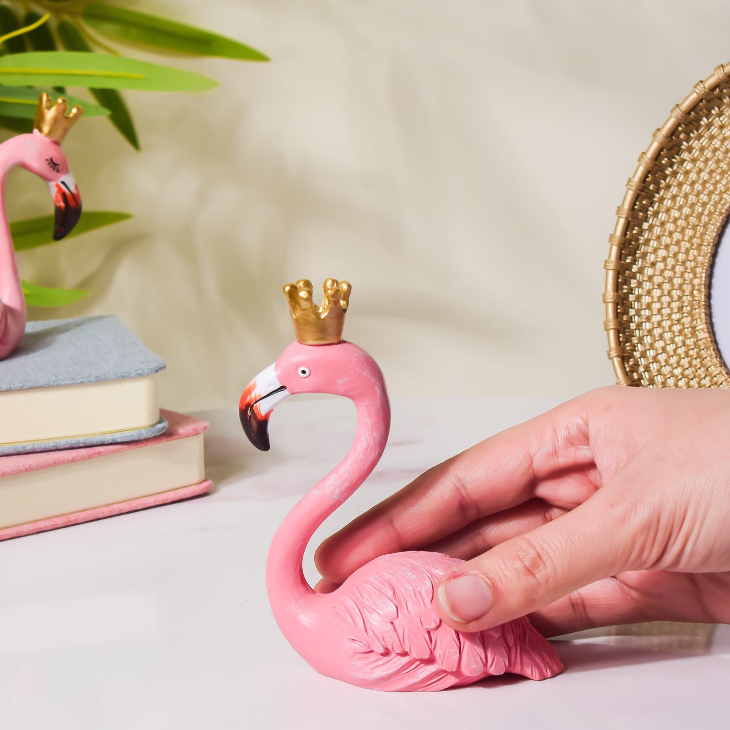 Royal Flamingo Decor