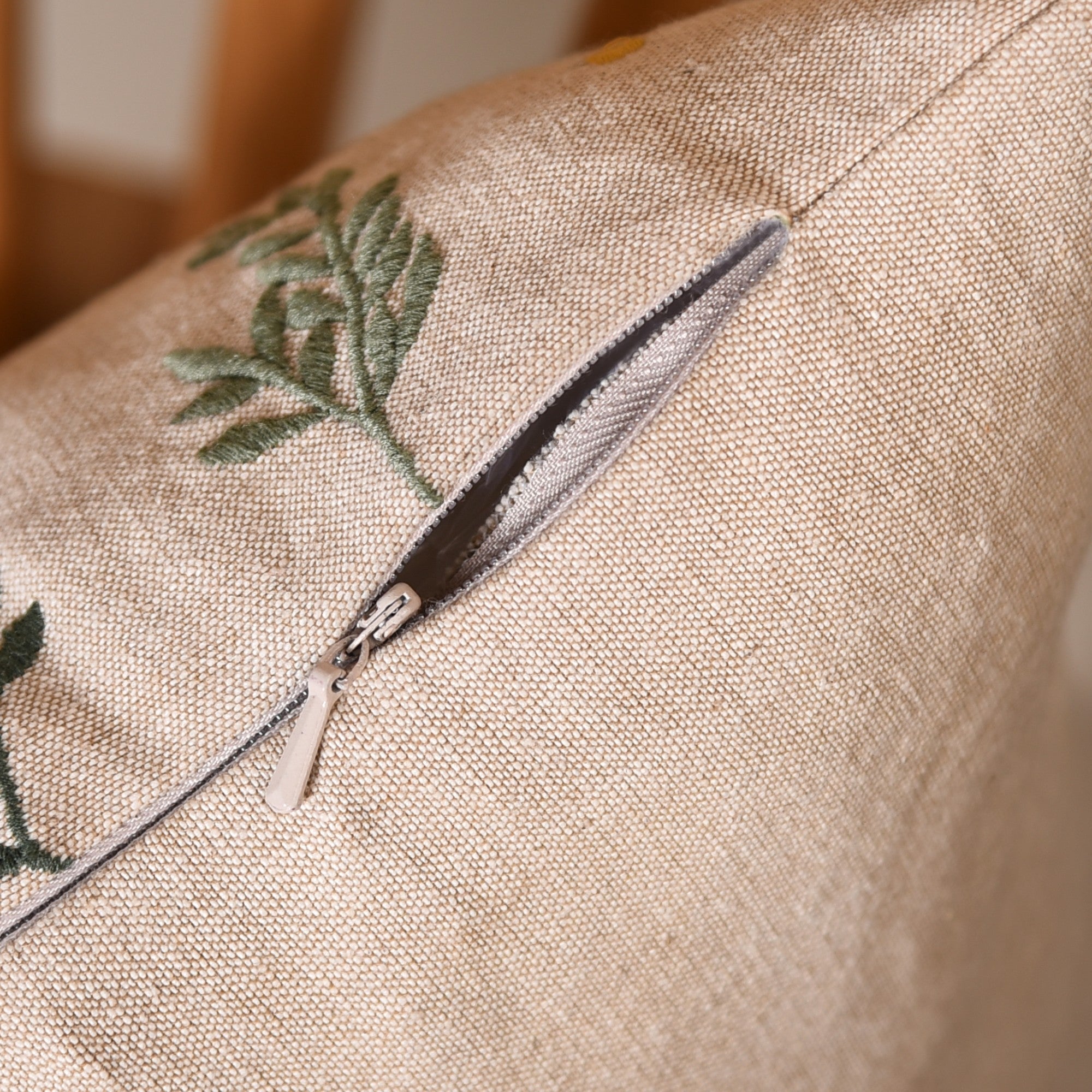 Dandelion Clusters Cotton Cushion Cover 40x40cm