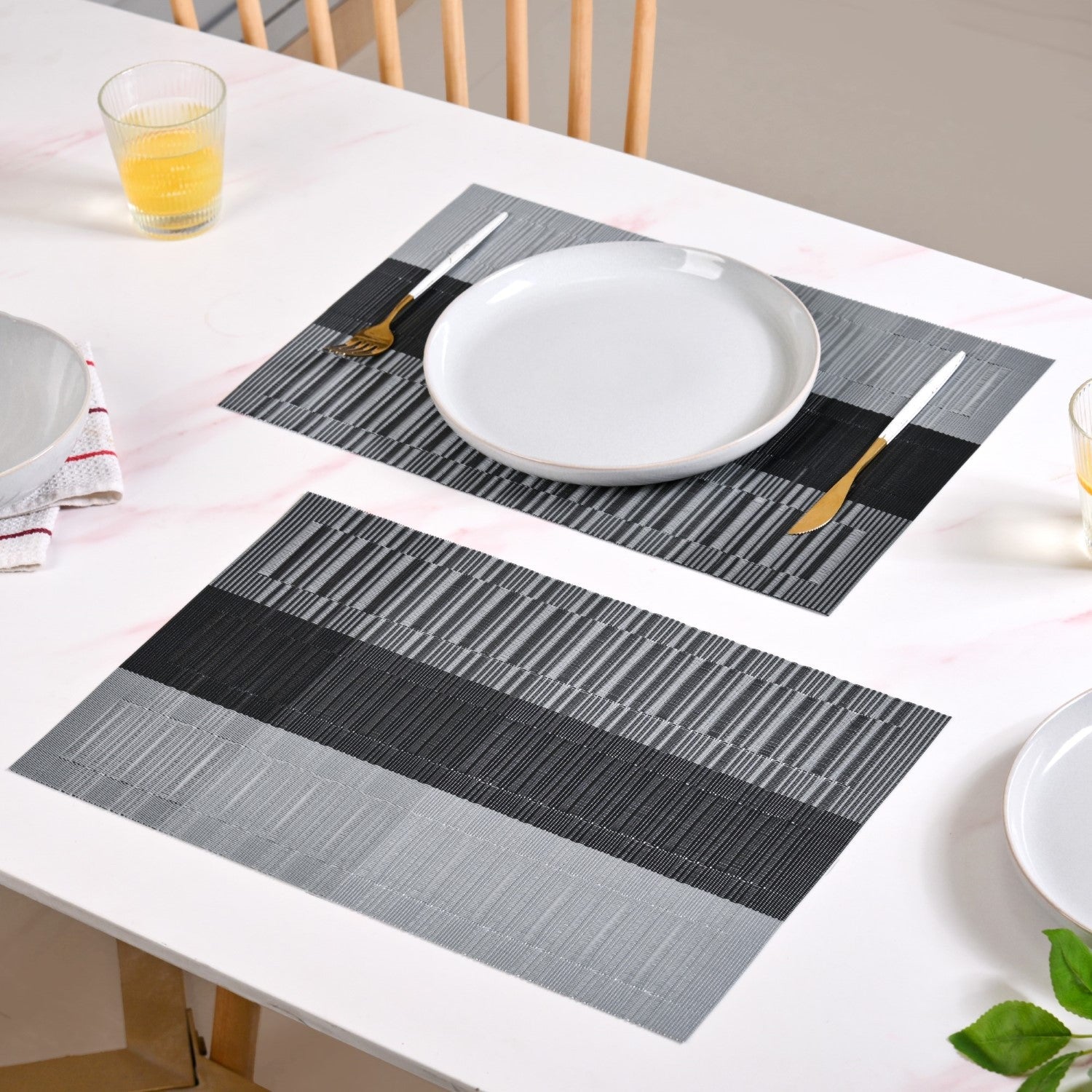 Dark Grey And Black Mat Set Of 6