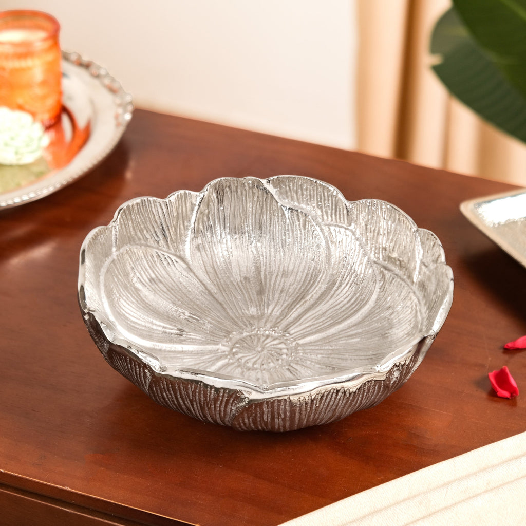 Decorative Metal Flower Bowl Urli