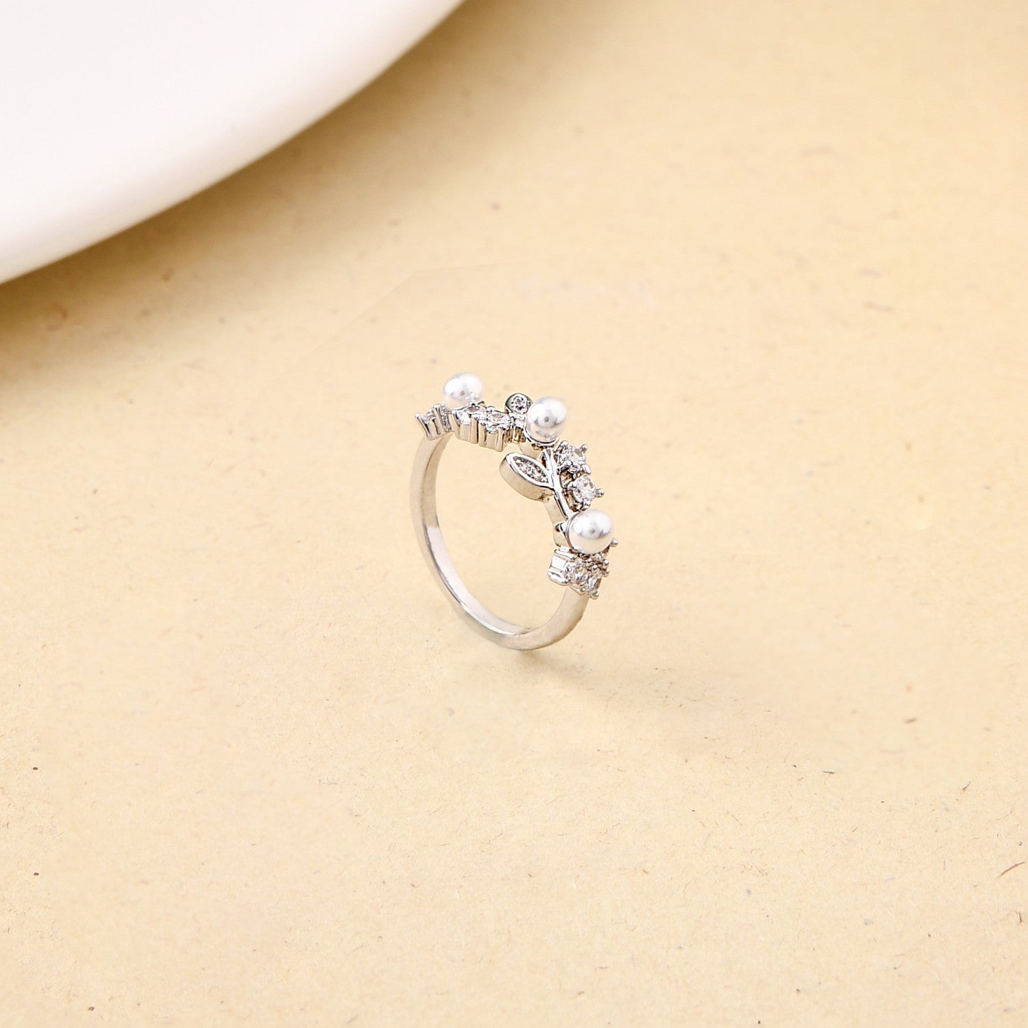 Dewdrop On Leaf Pearl Accent Ring Silver