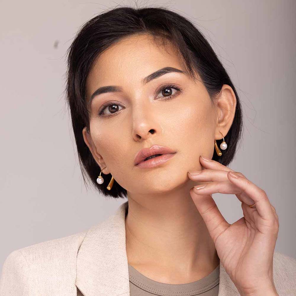 Delicate Pearl Necklace & Pearl Hook Earrings Combo Set