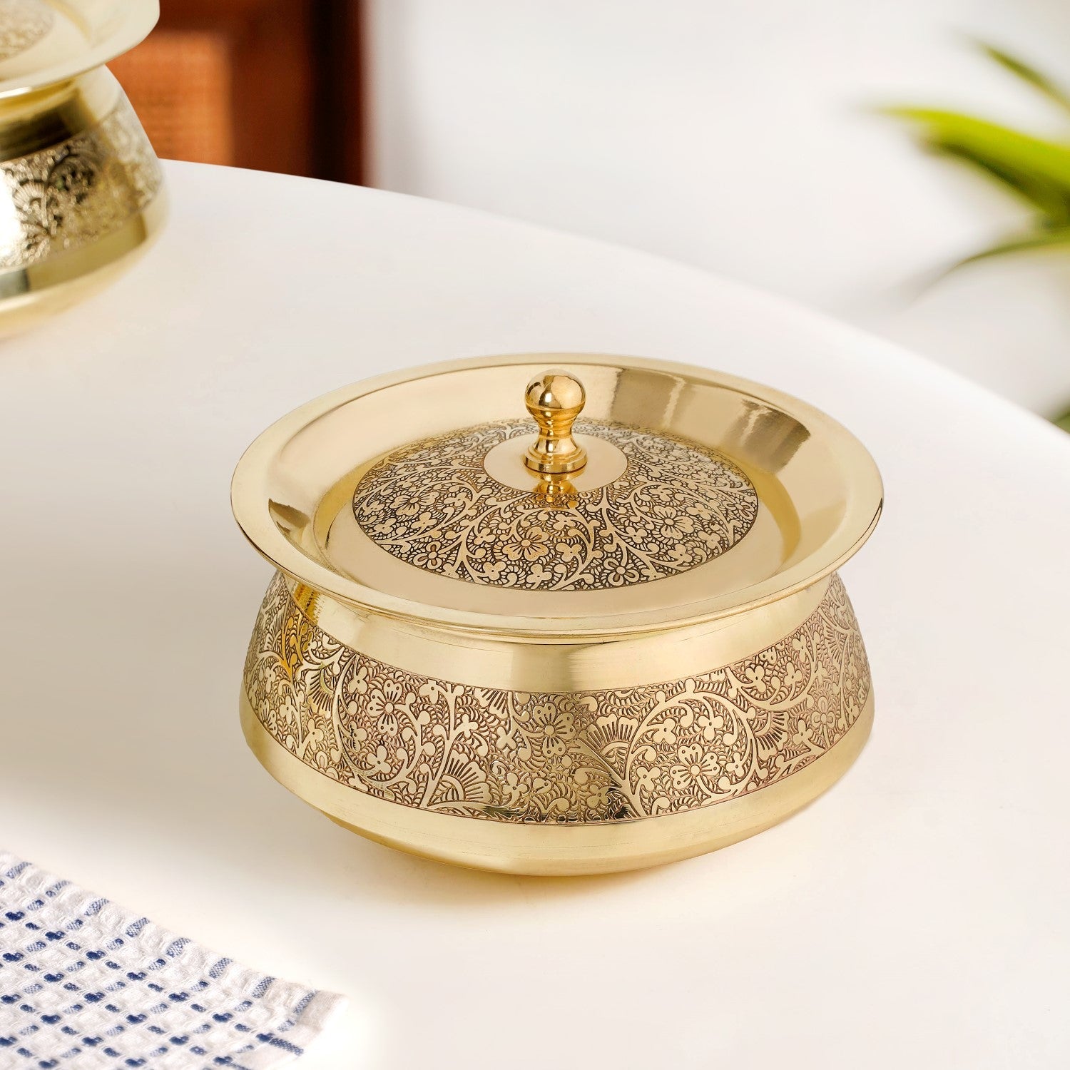 Embossed Pure Brass Handi Cooking Pot With Lid 1600ml